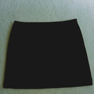 Black stretch skirt
